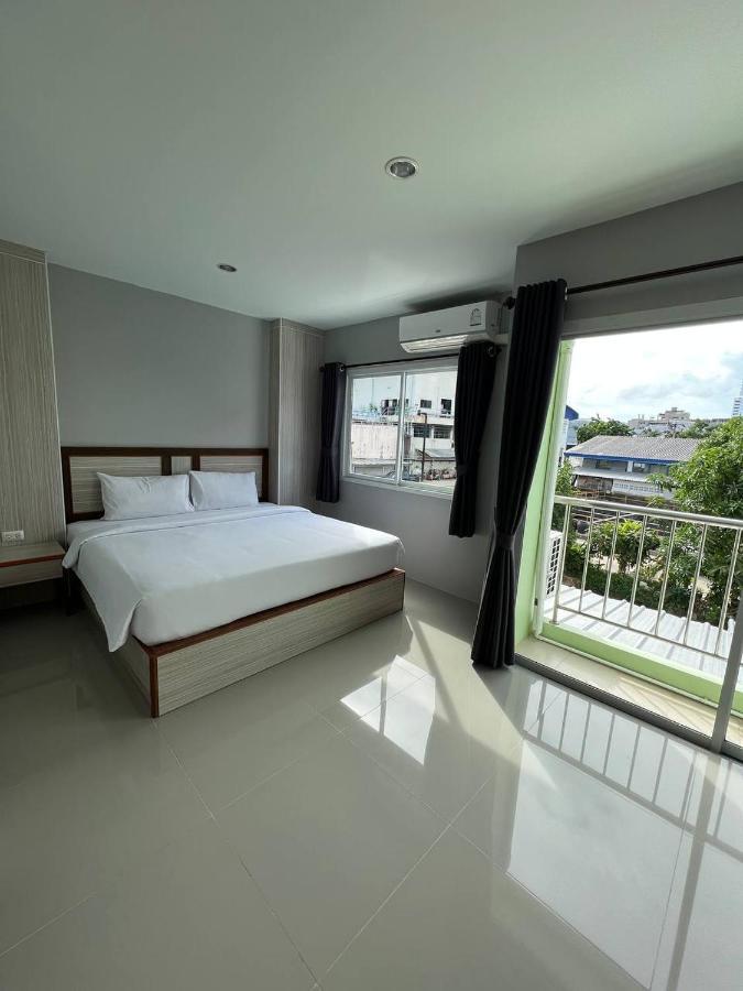 Miami Apartments Patong Extérieur photo